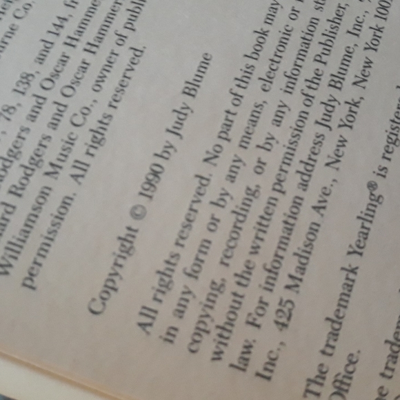 Vintage Judy Bloom Fudge-A-Mania 1990 paperback book - Picture 5 of 5